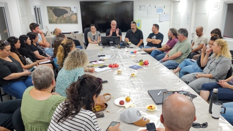 מפגש עם מנהלי הקהילות וצוותי החירום היישוביים.jpg